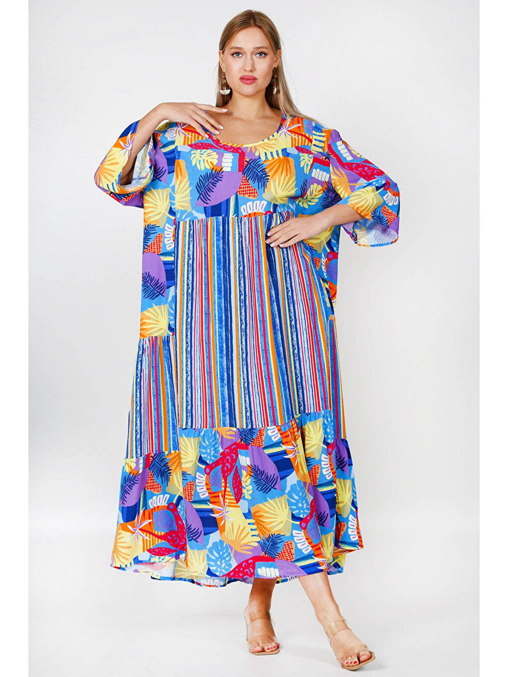 Siyah Mavi Yuvarlak Yaka 3/4 Kol Desenli Allover Baskılı Geniş Kesim Dokuma Elbise-3