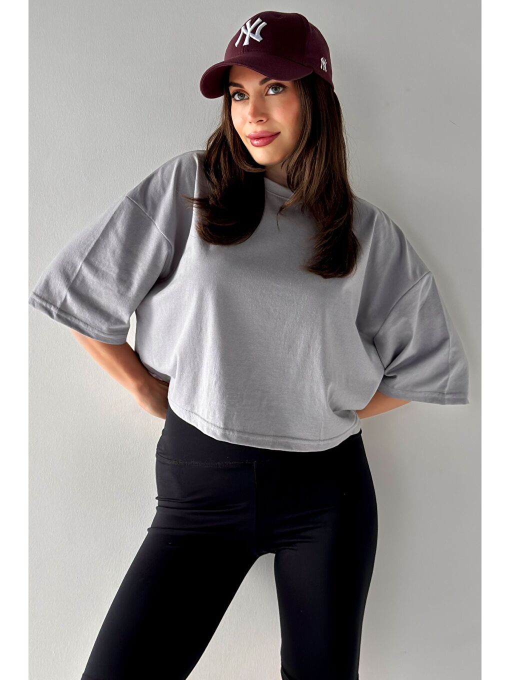 Kadın Oversize Gri Crop Tshirt-2