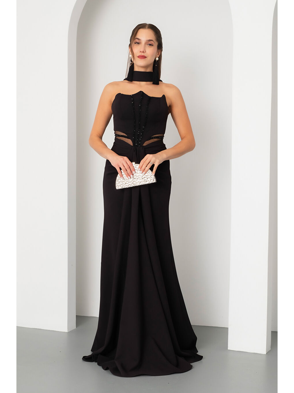 Kadın Siyah Taş İşlemeli Straplez Uzun Abiye Elbise-1