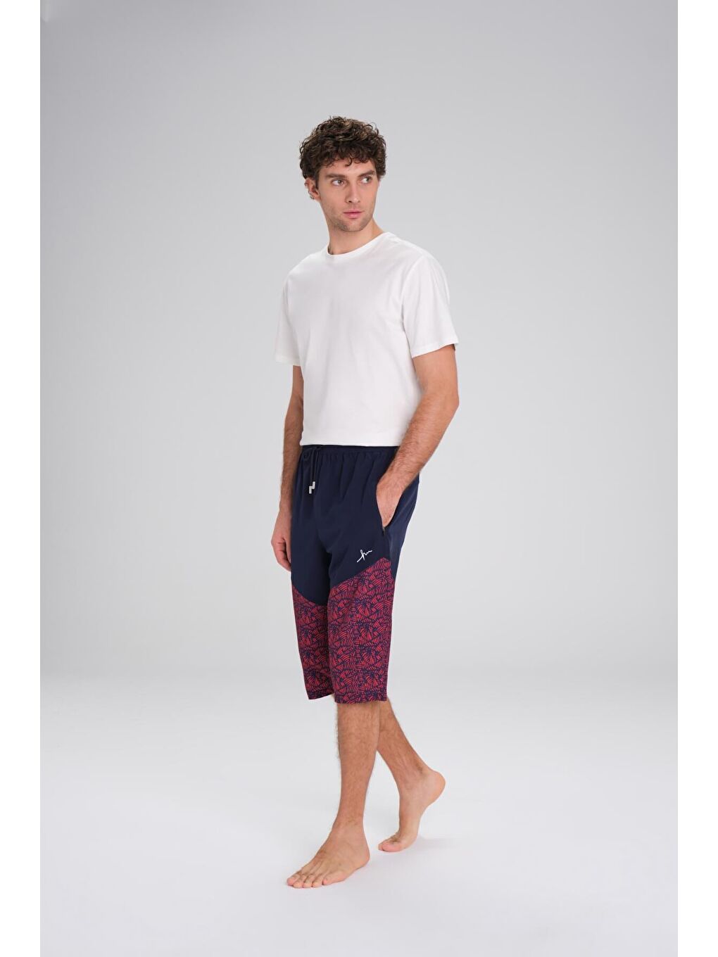Desenli Lacivert Kırmızı Erkek Uzun Erkek Havuz Ve Deniz Şortu 245-2