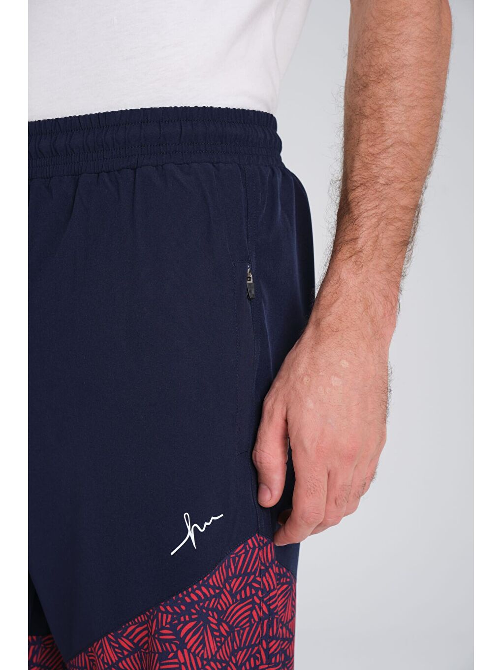 Desenli Lacivert Kırmızı Erkek Uzun Erkek Havuz Ve Deniz Şortu 245-3