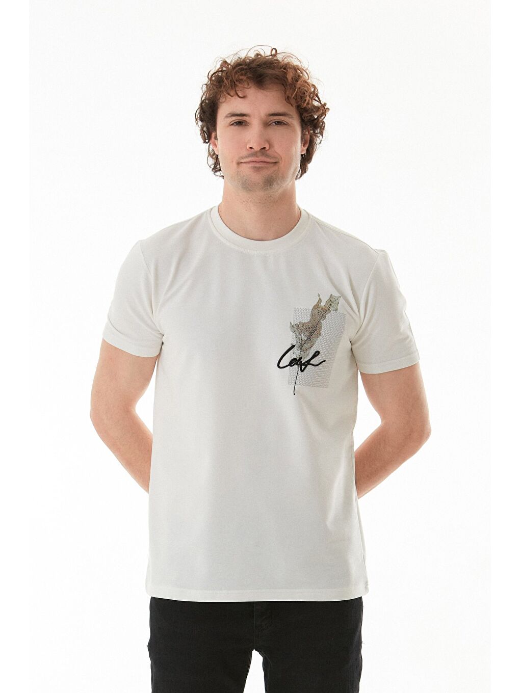 Ekru Yaprak Baskılı Yazı Nakışlı Tişört-2