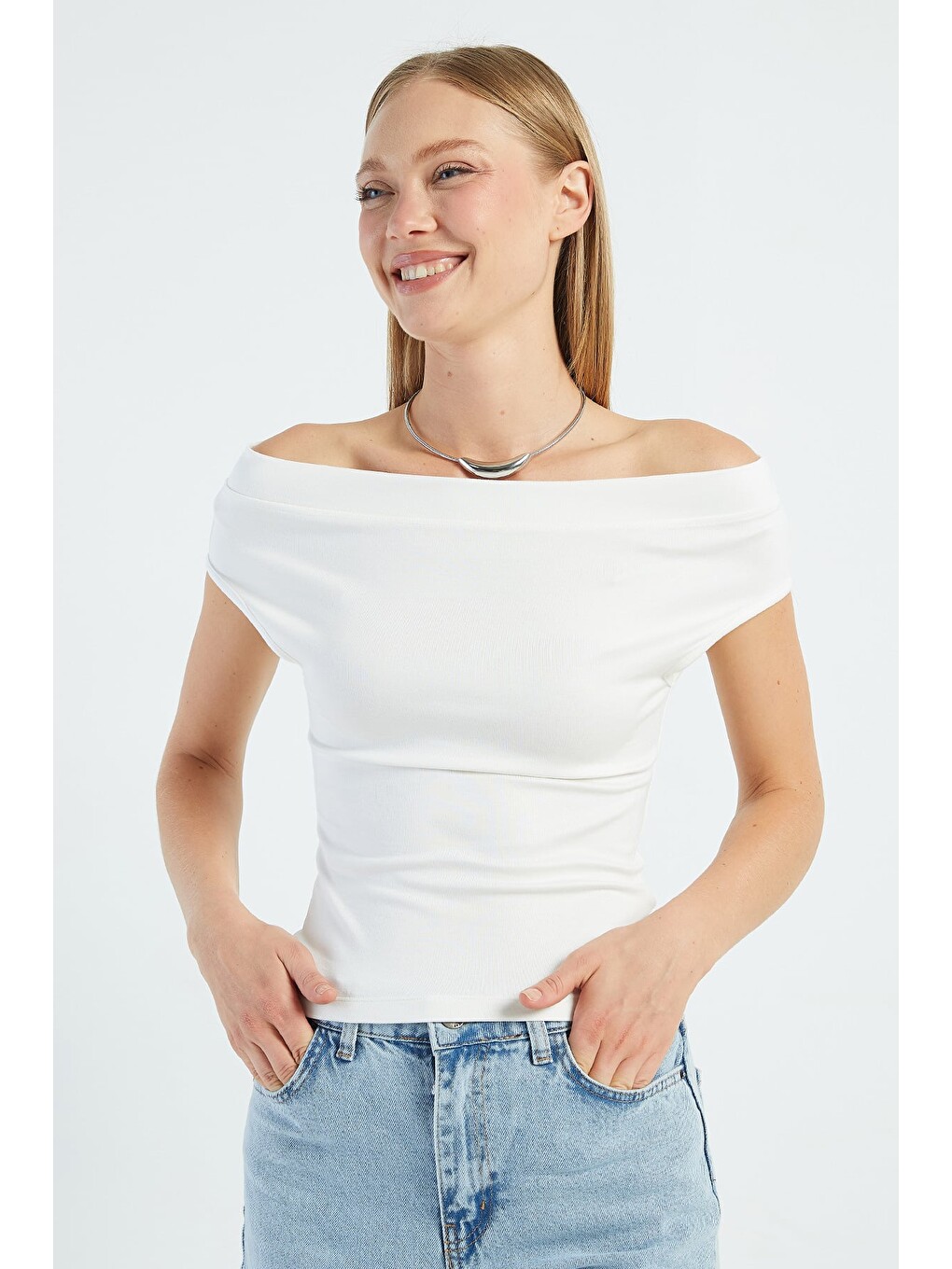Ekru Basic Madonna Yaka Slim Fit Bluz-1