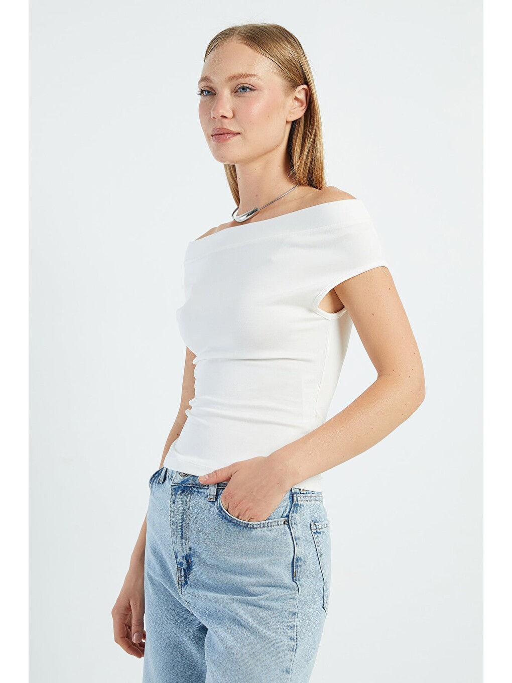 Ekru Basic Madonna Yaka Slim Fit Bluz-2