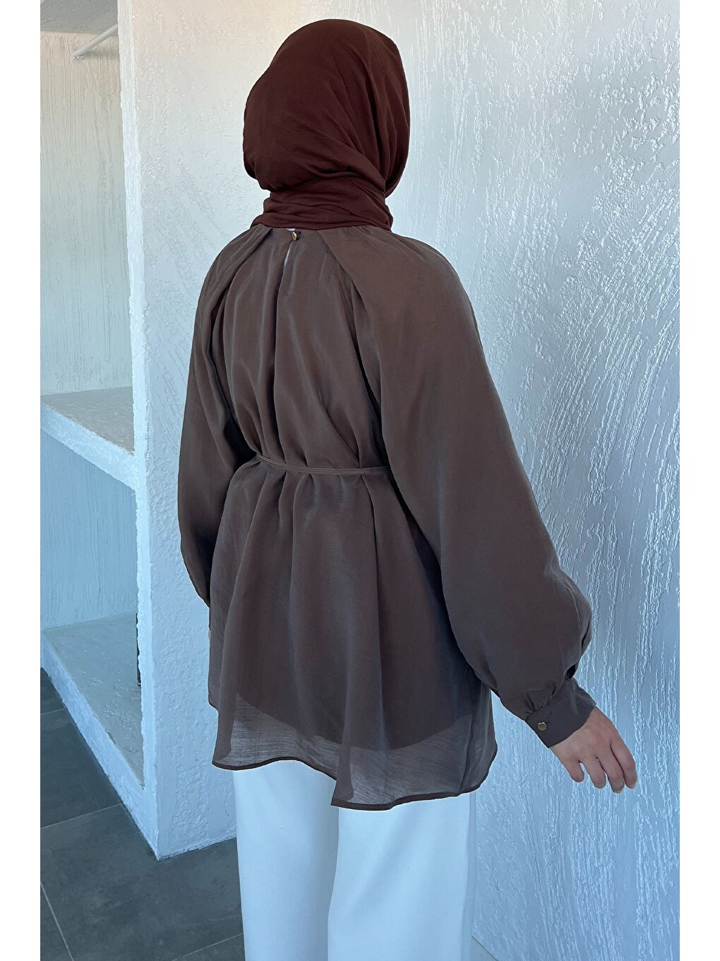 Kahverengi İç Astarlı Salaş Tesettür Bluz-3