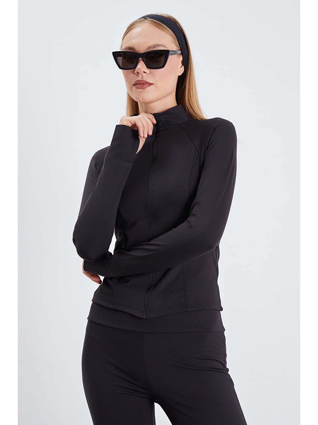 Siyah Parmak Geçirmeli Dalgıç Kumaş Slim Fit Ceket-3