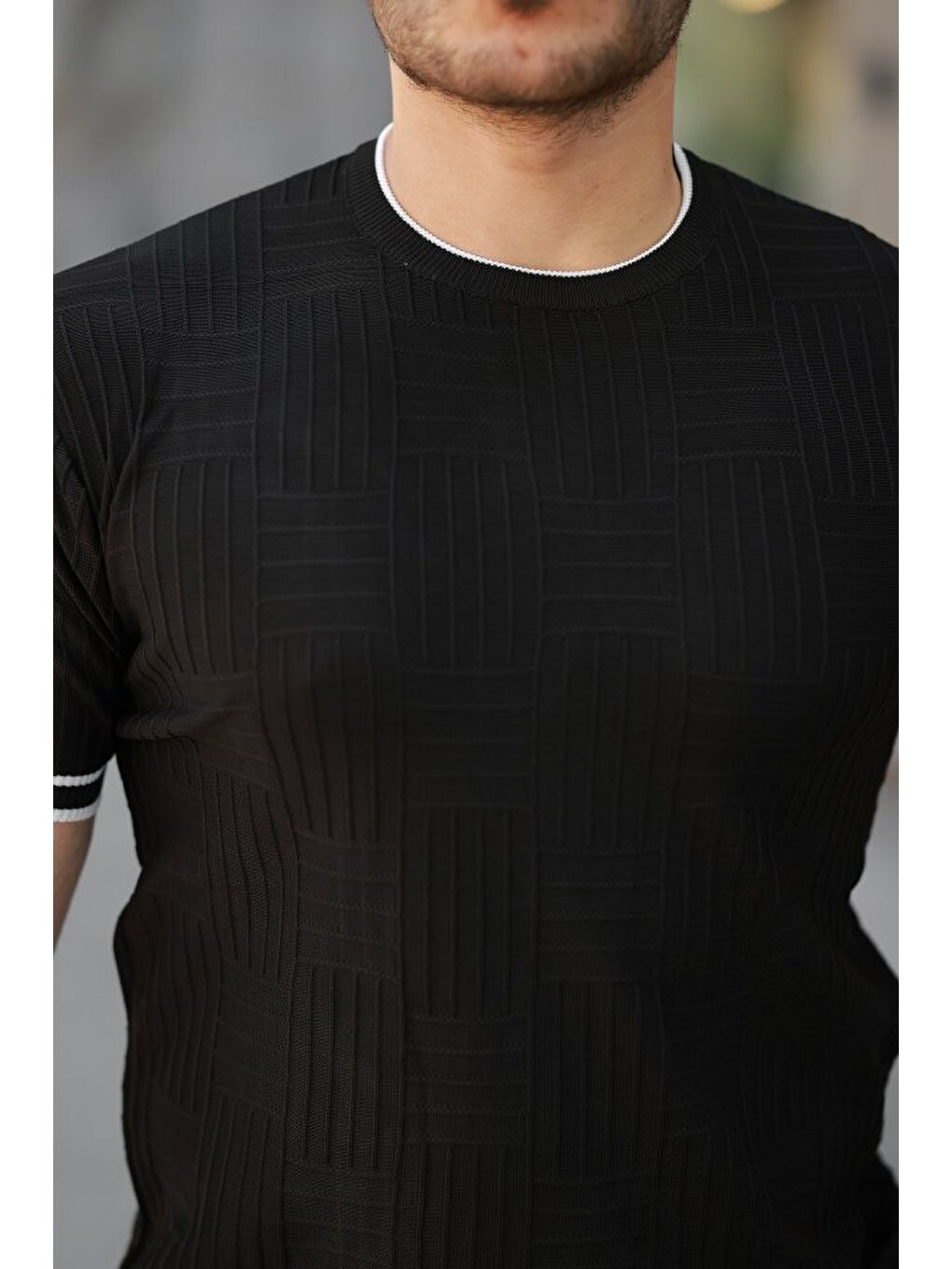 Siyah Erkek Jakarlı Ribanalı Kısa Kollu T-shirt-2