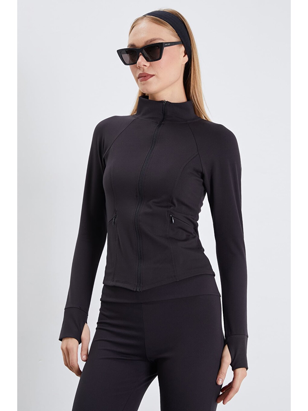 Siyah Parmak Geçirmeli Dalgıç Kumaş Slim Fit Ceket-4