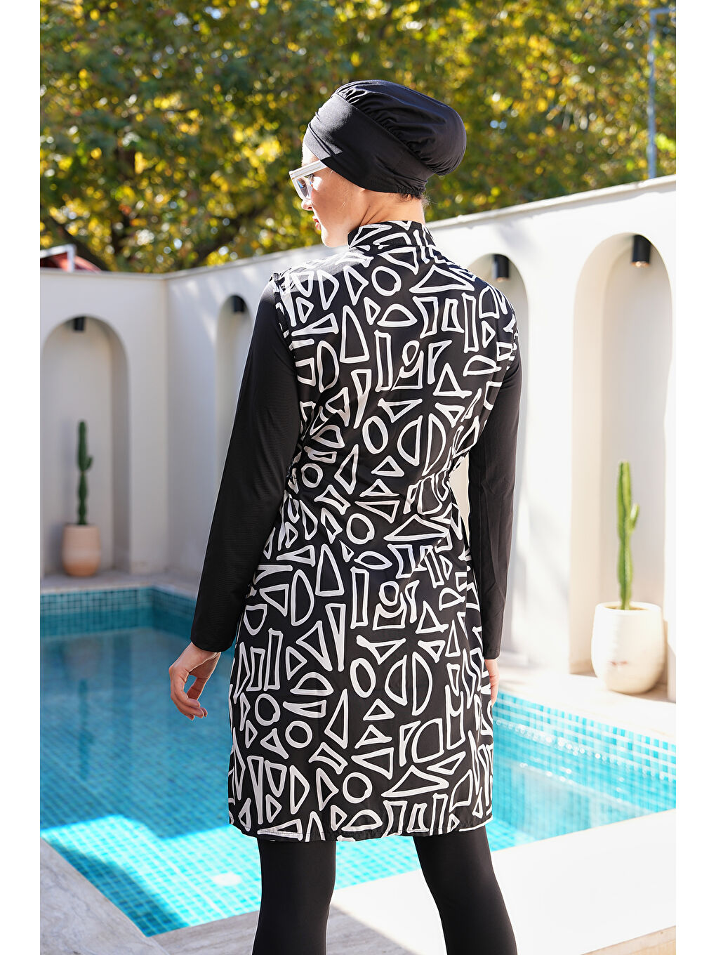 Siyah Paraşüt Kumaş Fermuarlı Jile Model Taytlı Kapalı Tesettür Mayo 3862-4