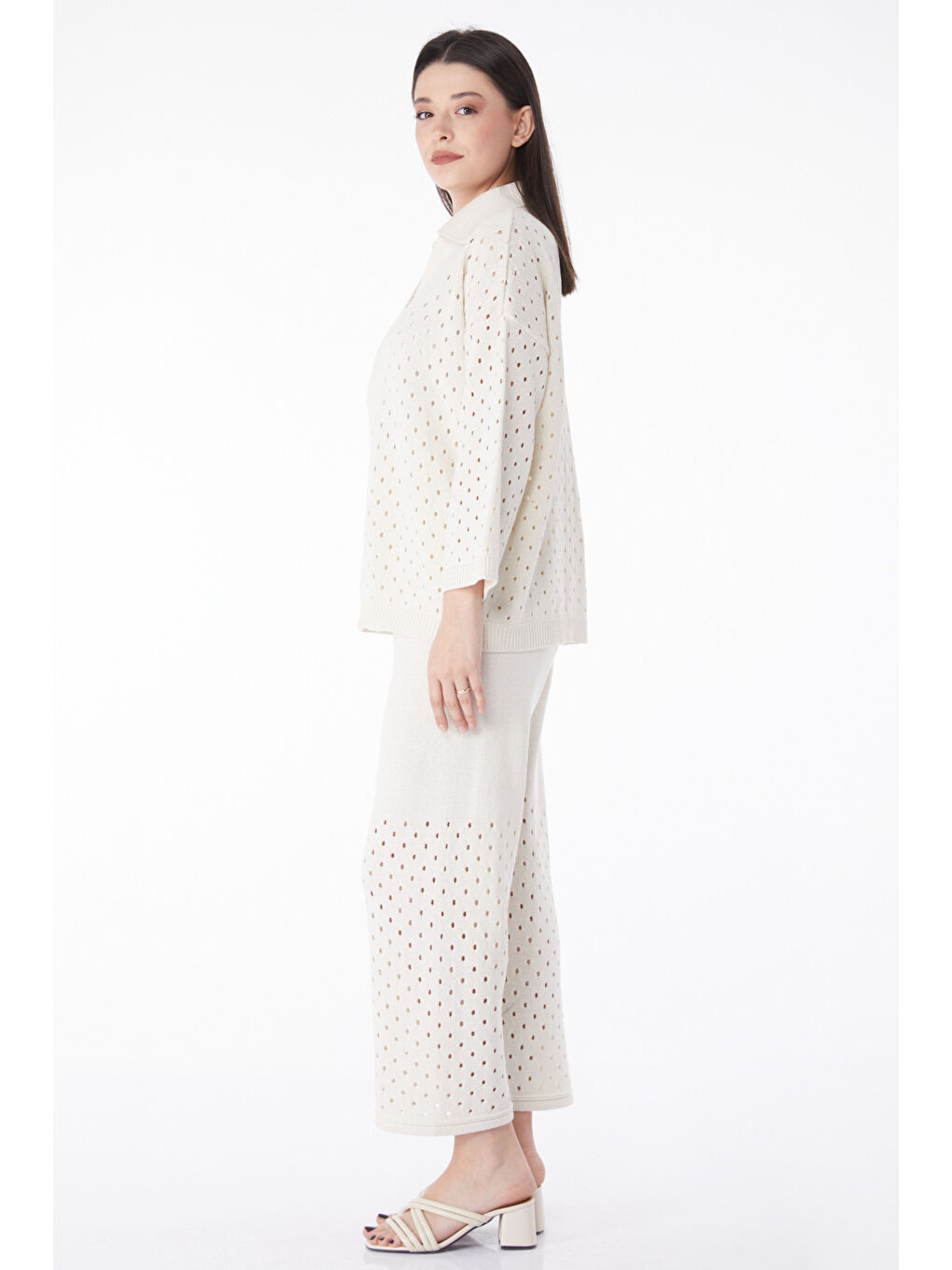 Ekru Fermurlı Delik Detaylı Triko Takım Krem - 27630-3
