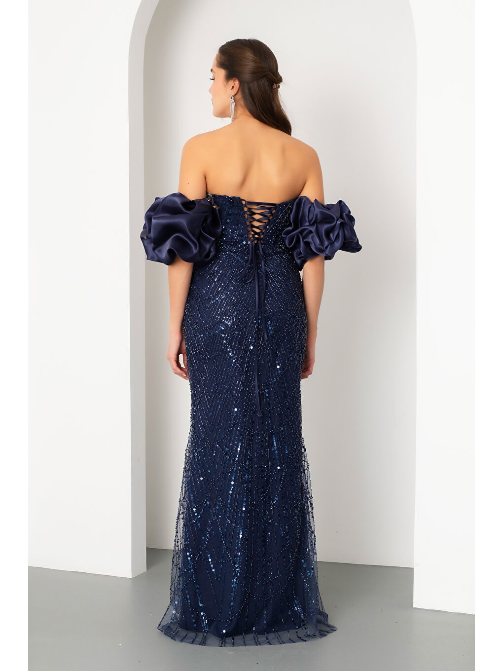 Kadın Lacivert Kol Detay Boncuklu Uzun Abiye Elbise-5