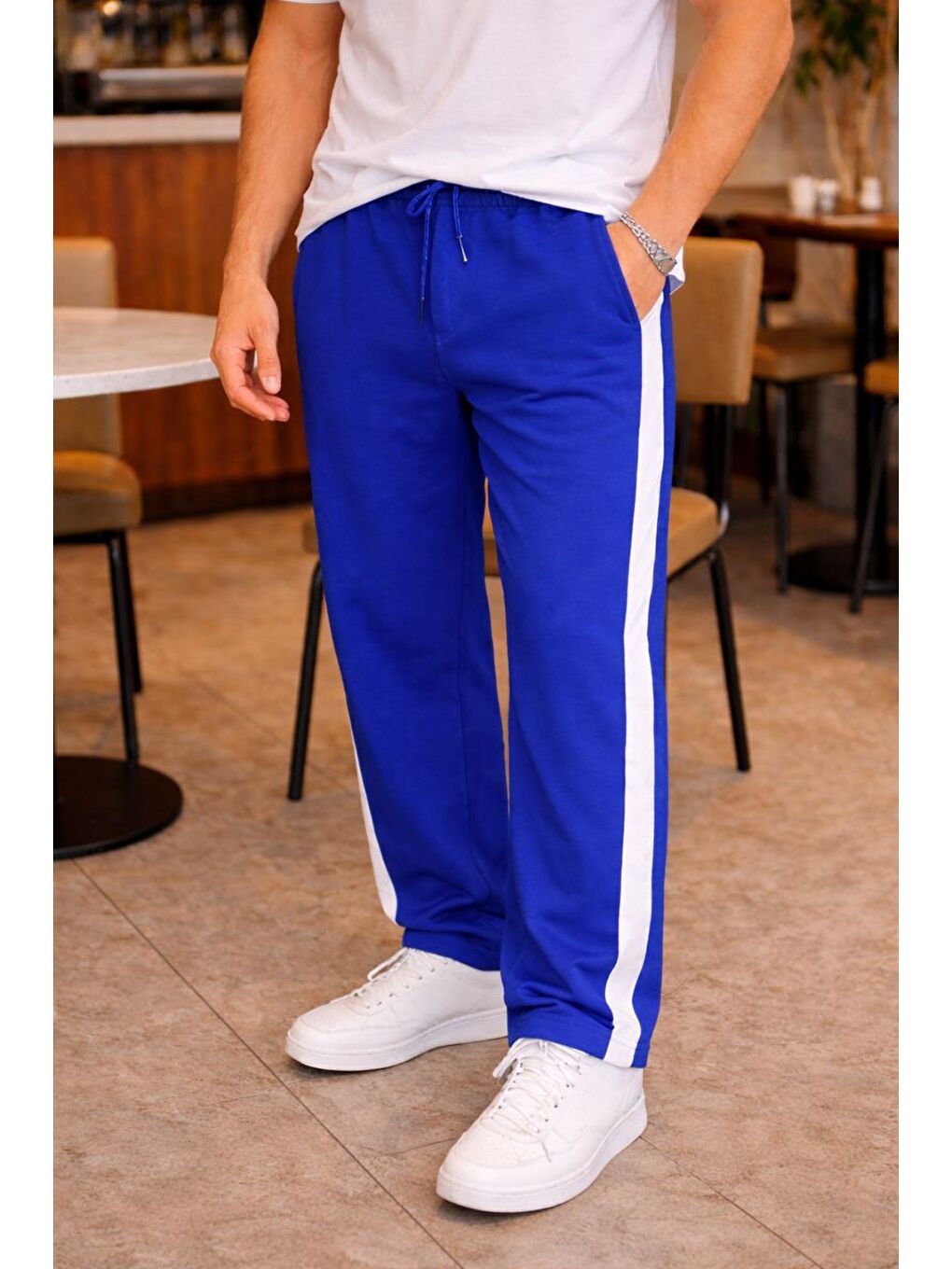 Mavi Erkek Saks Şeritli Eşofman Altı Bağcıklı Baggy Rahat Kesim Günlük Spor Pantolon-1