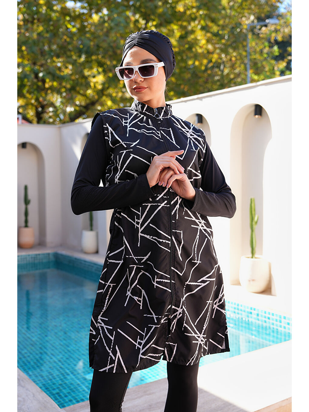 Siyah Paraşüt Kumaş Fermuarlı Jile Model Taytlı Kapalı Tesettür Mayo 3863-3