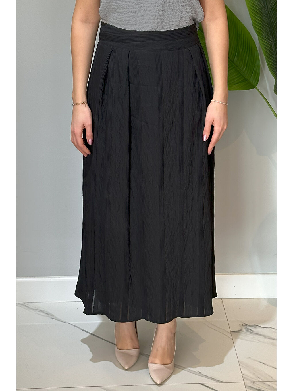 Paraşüt Dokulu Etek 80-04 Siyah-1