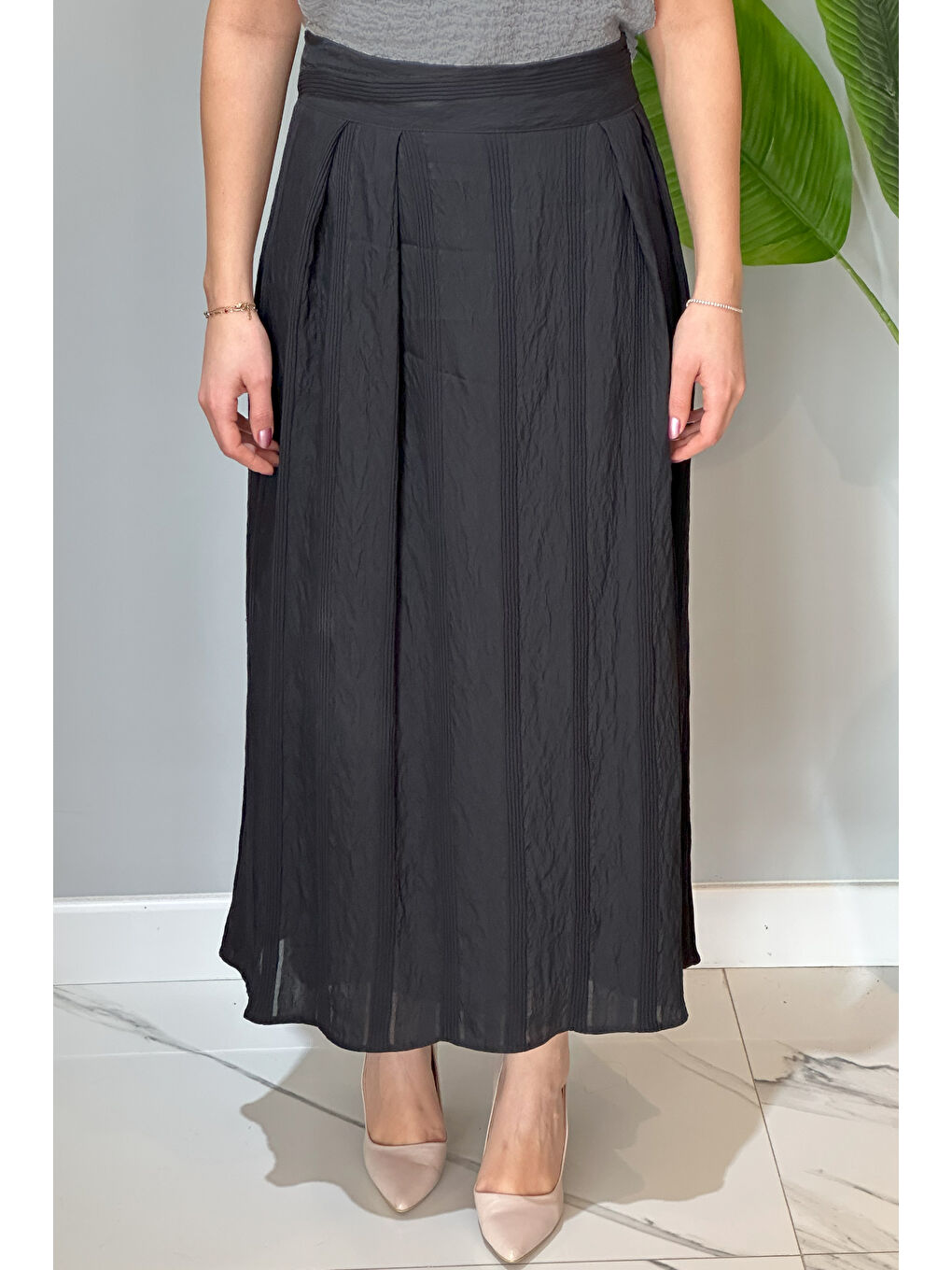 Paraşüt Dokulu Etek 80-04 Siyah-2