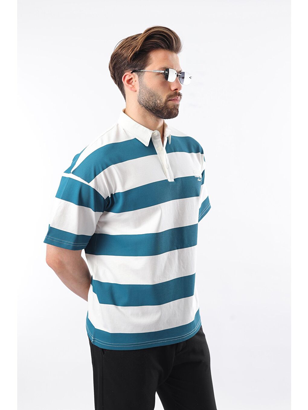 Petrol Mavisi Oversize Renk Bloklu Polo Yaka %100 Pamuk Tişört E7120-3