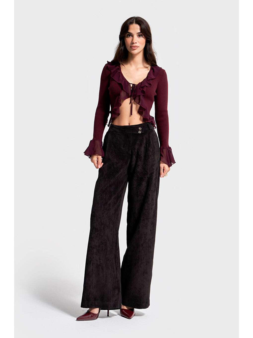 Kadın Siyah Renk w5-1 Palazzo Fit Kemer Detaylı Kalın Fitilli Velvet Kadife Kumaş Pantolon-1