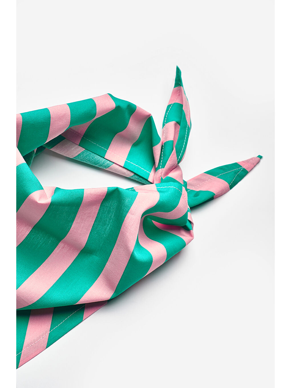 Yeşil Mint Çizgi Desenli Çocuk Üçgen Fular-2