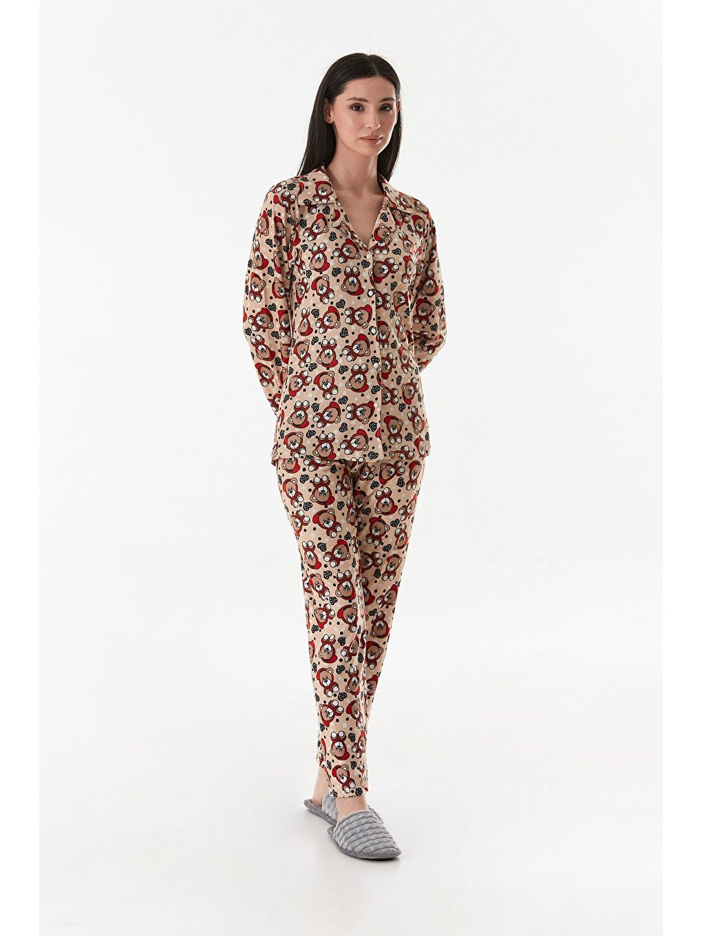 Bej Ayıcık Desenli Gömlek Yaka Süet Pijama Takımı-3