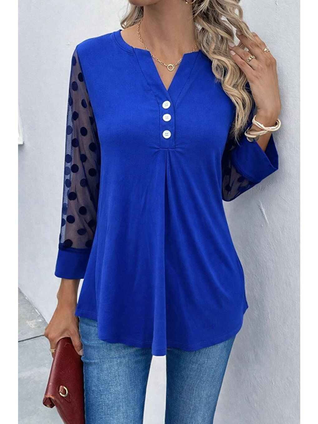 Siyah Kadın Uzun Kollu Yakadan Düğmeli Kolları Tül Detaylı Viskon Bluz-2