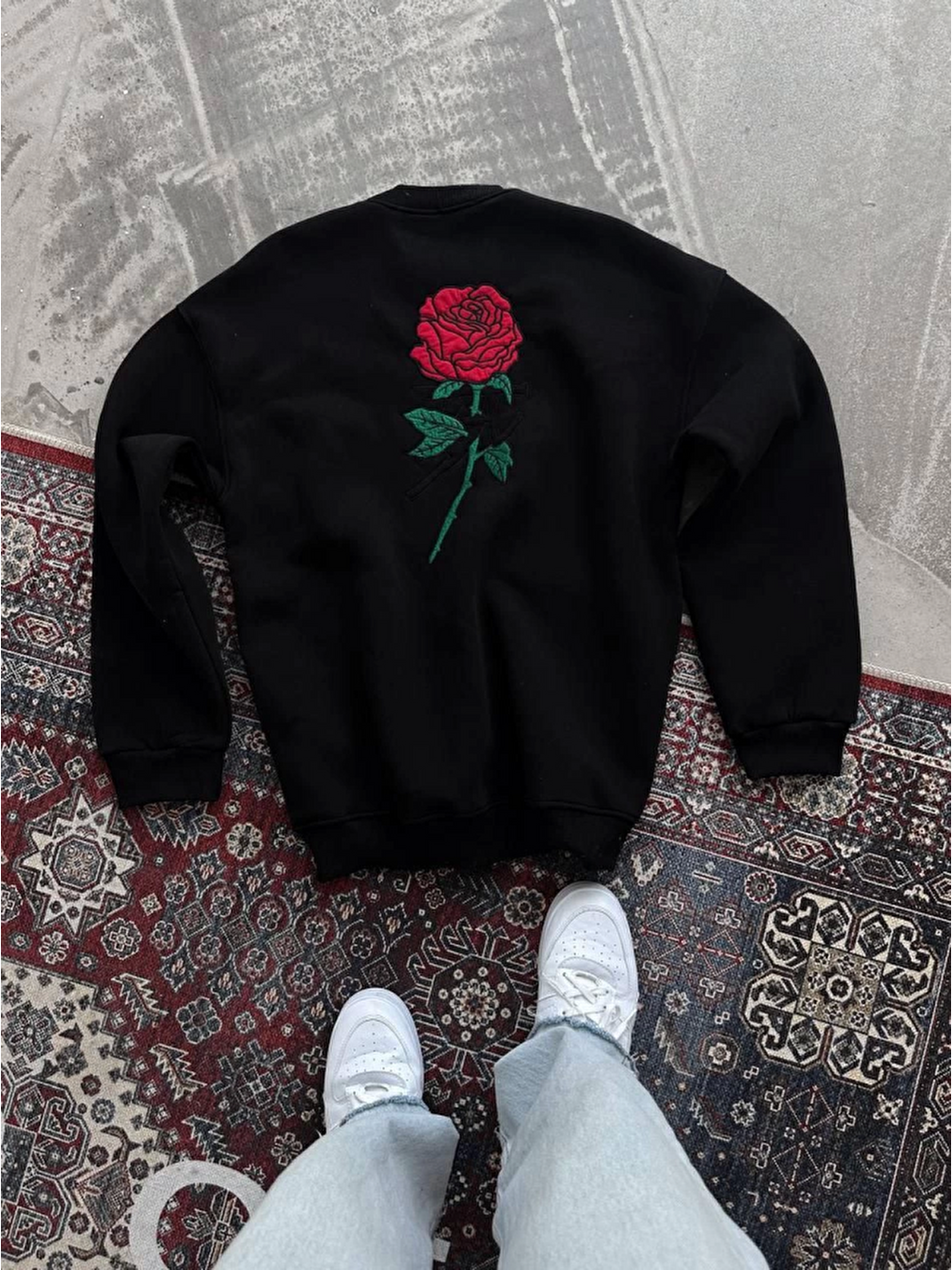 Oversize Üç İplik Bisiklet Yaka Baskılı Sweatshirt - Siyah-1