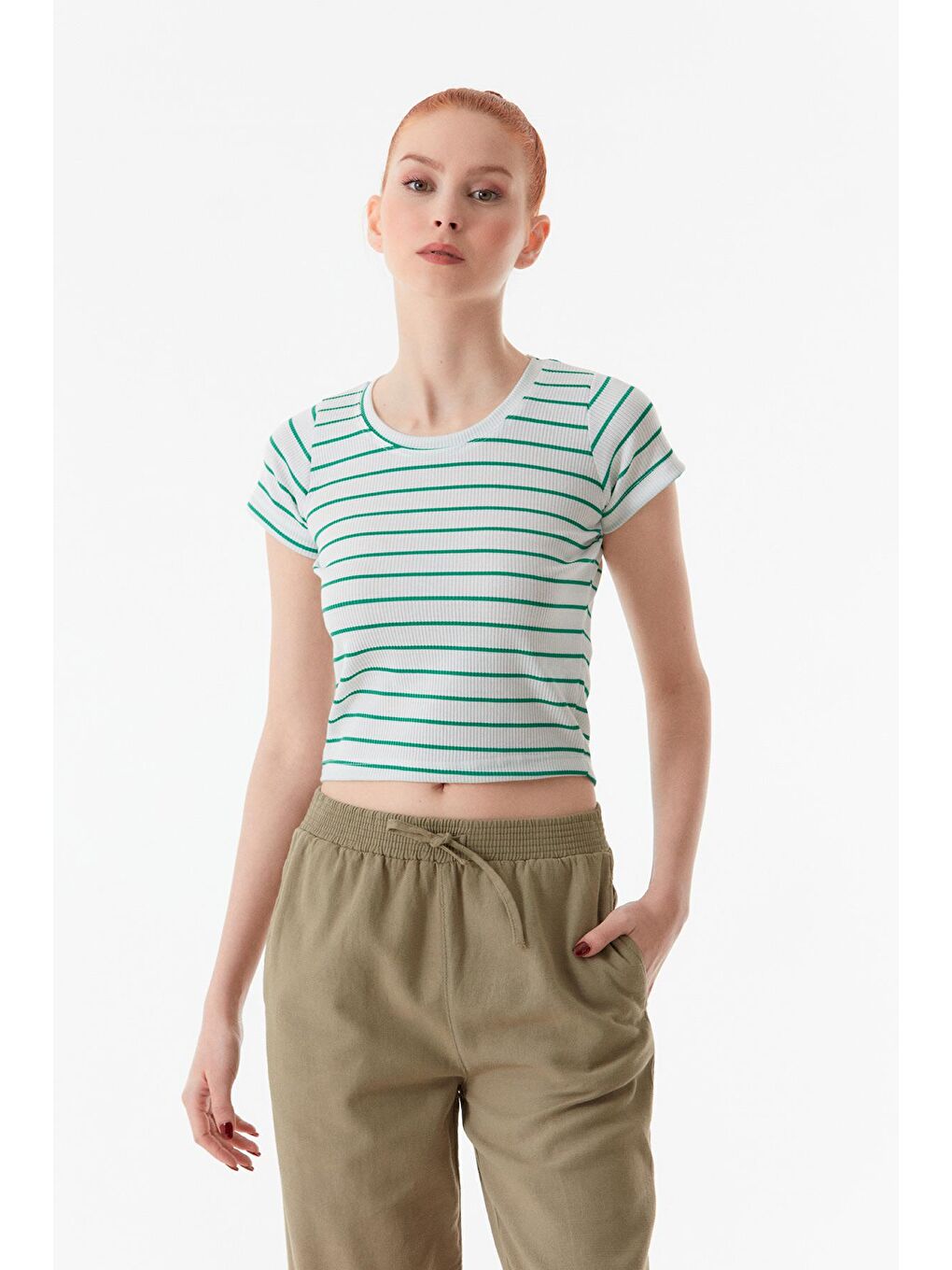 Yeşil Çizgili Bisiklet Yaka Tişört-2