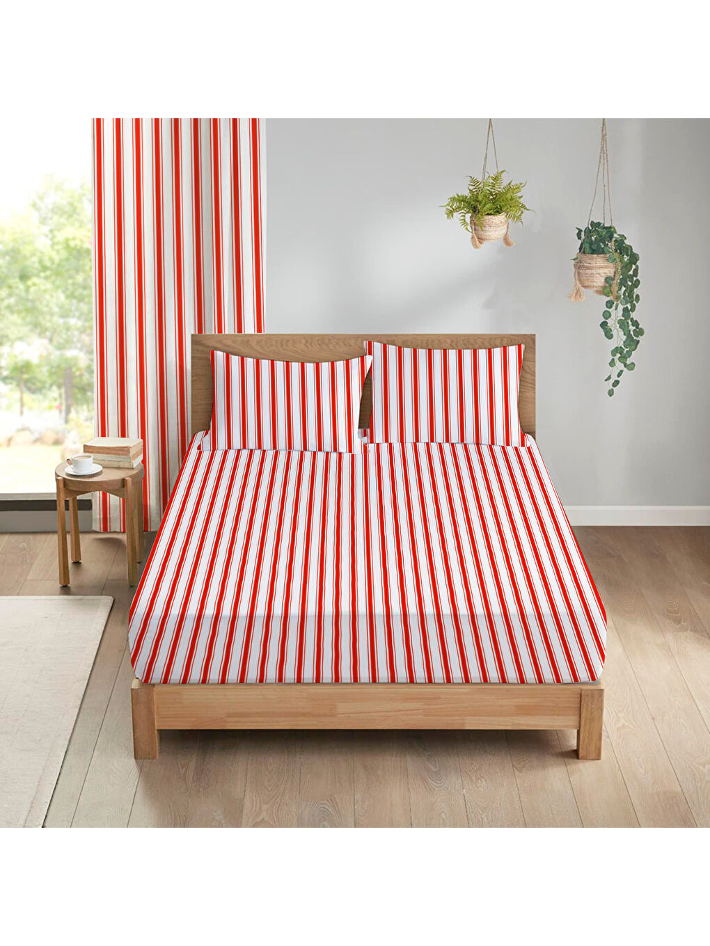 Karışık Çizgi Desenli Baskılı Çift Kişilik 180x200 Cm Çarşaf Takımı