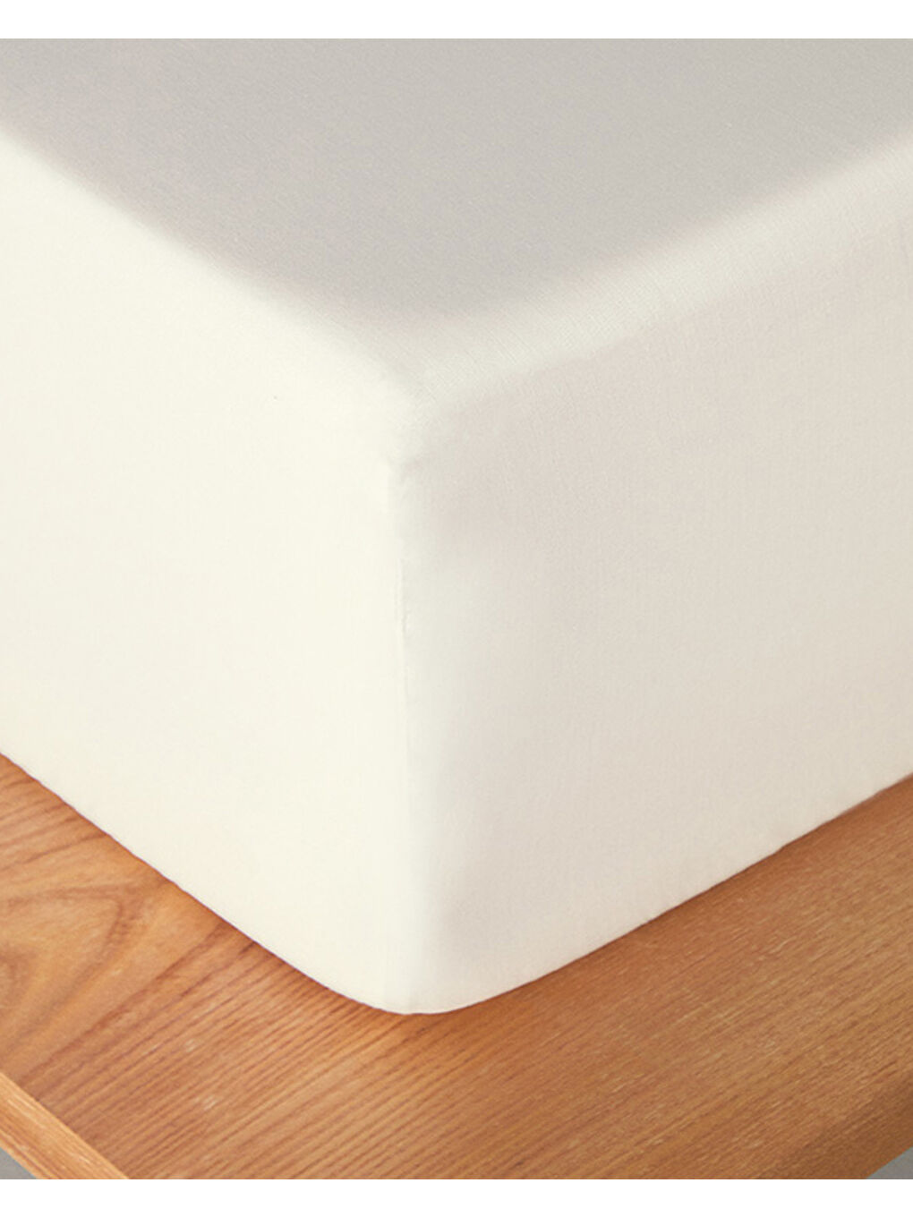 Micell Pamuk Saten Çift Kişilik Lastikli Çarşaf Beyaz-1