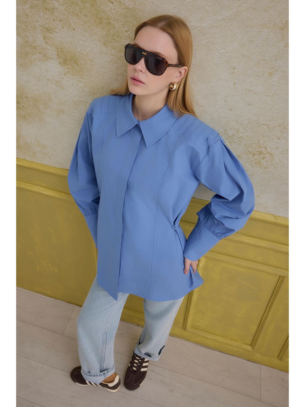 %100 Pamuk Arkası Pileli Gömlek Mavi