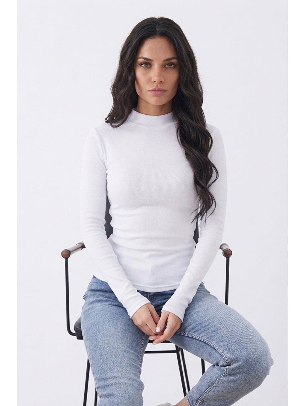 Beyaz Basic Dik Yaka Slim Fit Bluz