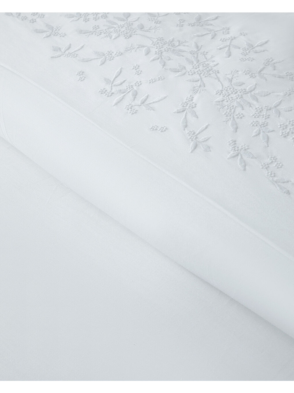 Laurel Pamuk Saten Nakışlı Çift Kişilik Nevresim Takımı Beyaz-2
