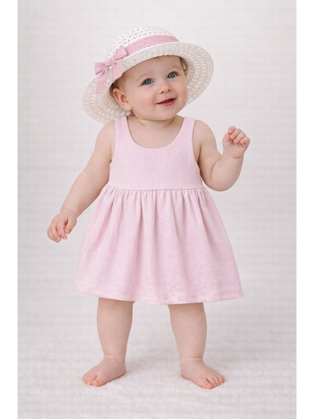 Pembe Tatlı Fitilli Şapkalı Fiyonklu Kız Bebek Elbisesi
