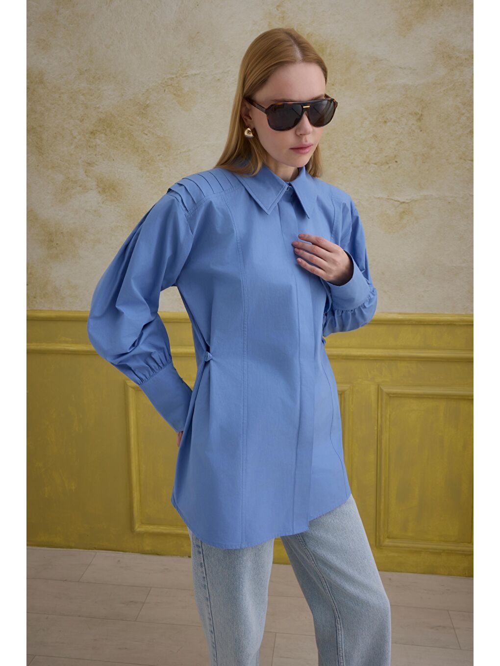 %100 Pamuk Arkası Pileli Gömlek Mavi-4