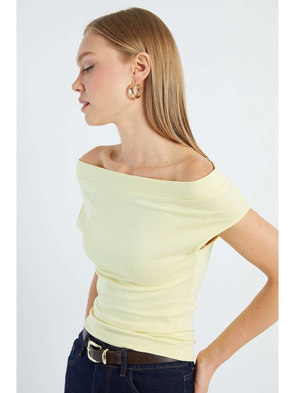 Sarı Basic Madonna Yaka Slim Fit Bluz-2