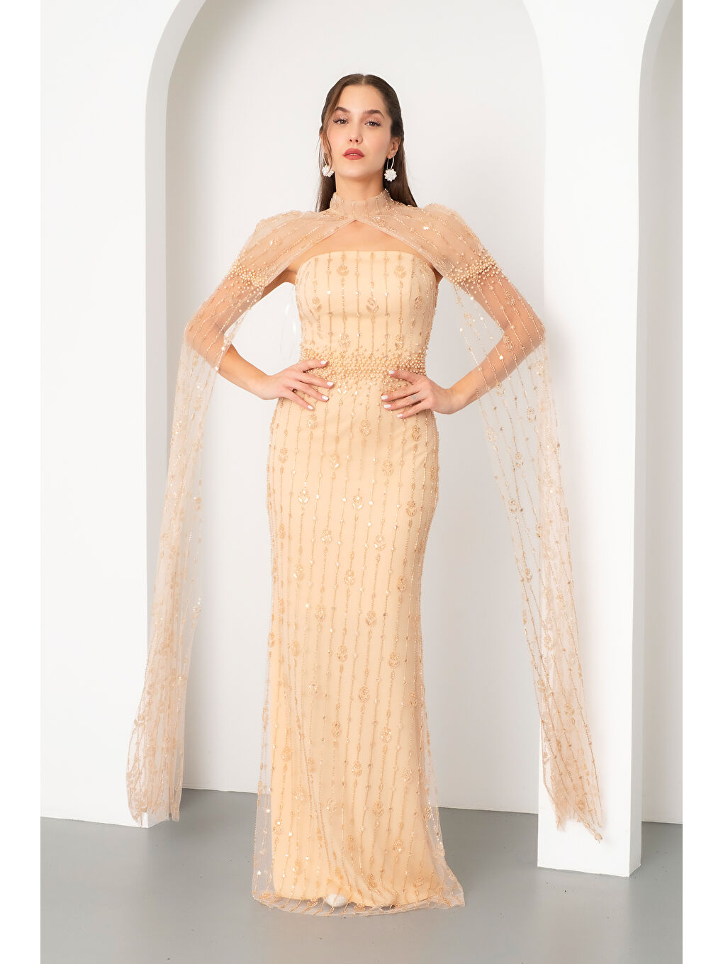 Sarı Kadın Gold Şallı Uzun Kol Dik Yaka Boncuklu Uzun Abiye Elbise-1