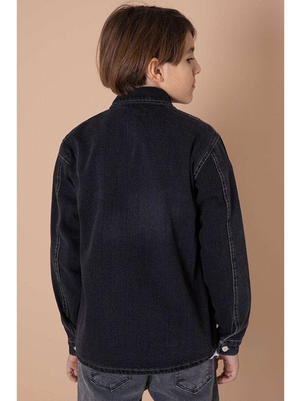 Gri Erkek Çocuk Füme Armalı Cepli Bisiklet Yaka Tişörtlü Jean Gömlek 20098-4
