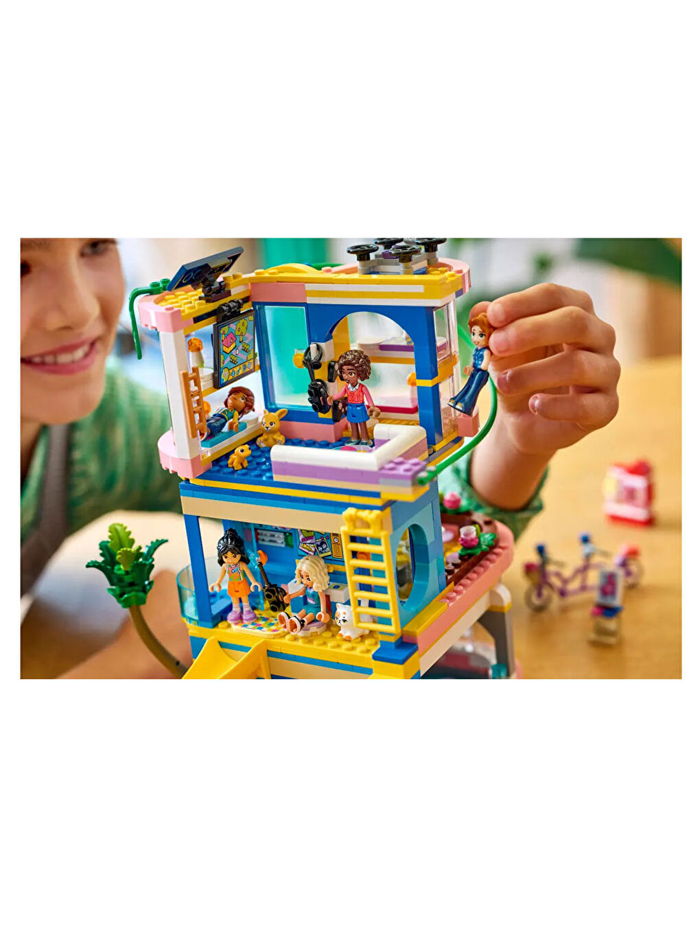 Friends Heartlake Şehri Friends Kulüp Evi 42689-9