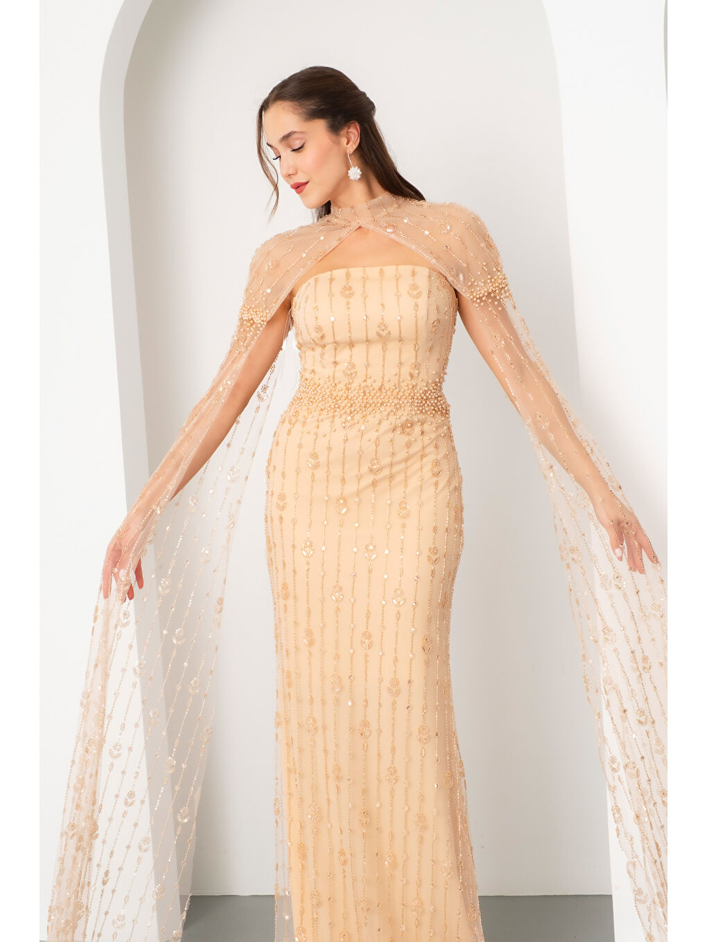 Sarı Kadın Gold Şallı Uzun Kol Dik Yaka Boncuklu Uzun Abiye Elbise-2