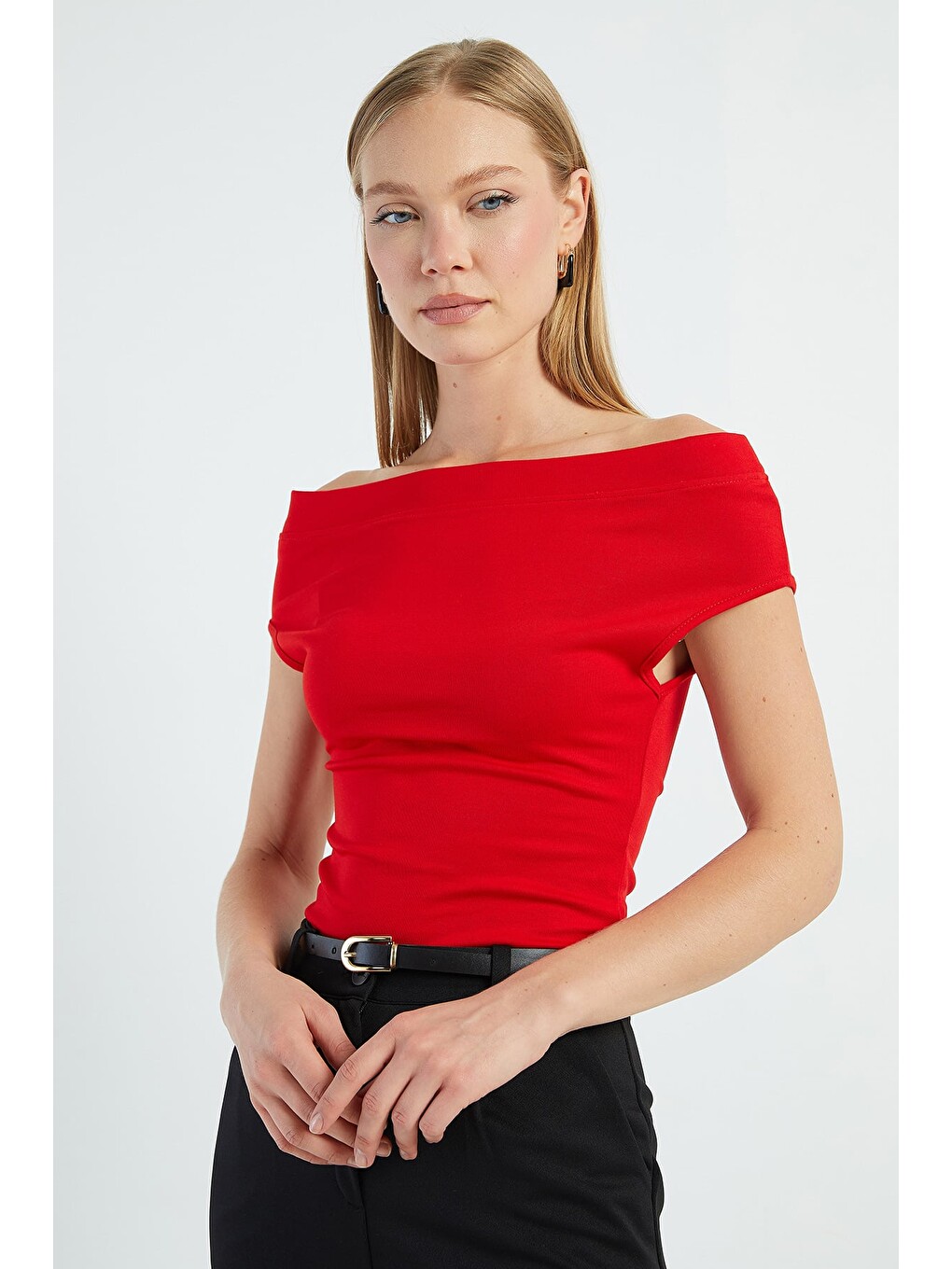 Kırmızı Basic Madonna Yaka Slim Fit Bluz-4