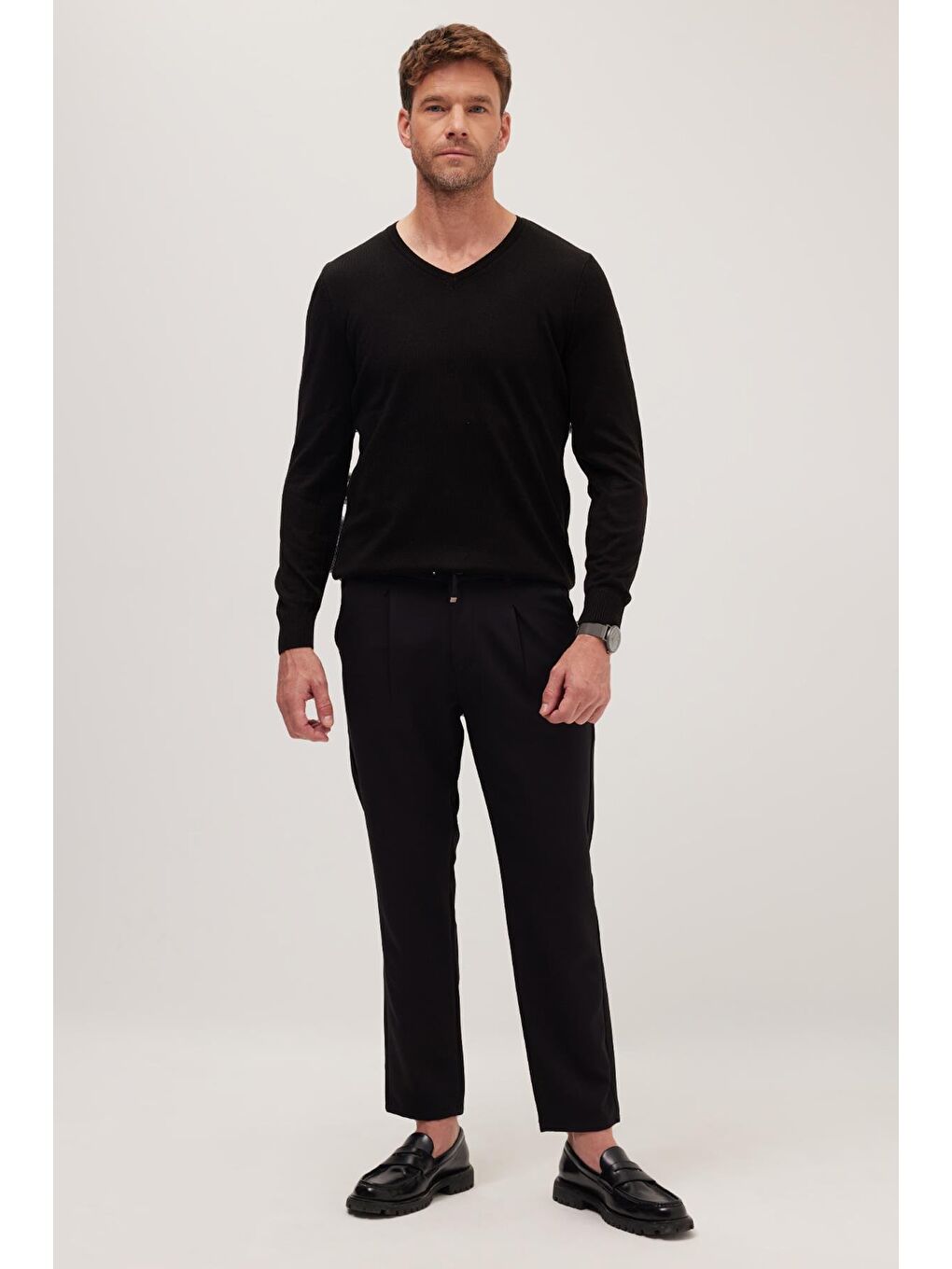 Erkek Slim Fit Dar Kesim Lastikli Bel Bağcık Detaylı Pileli Siyah Pantolon-3