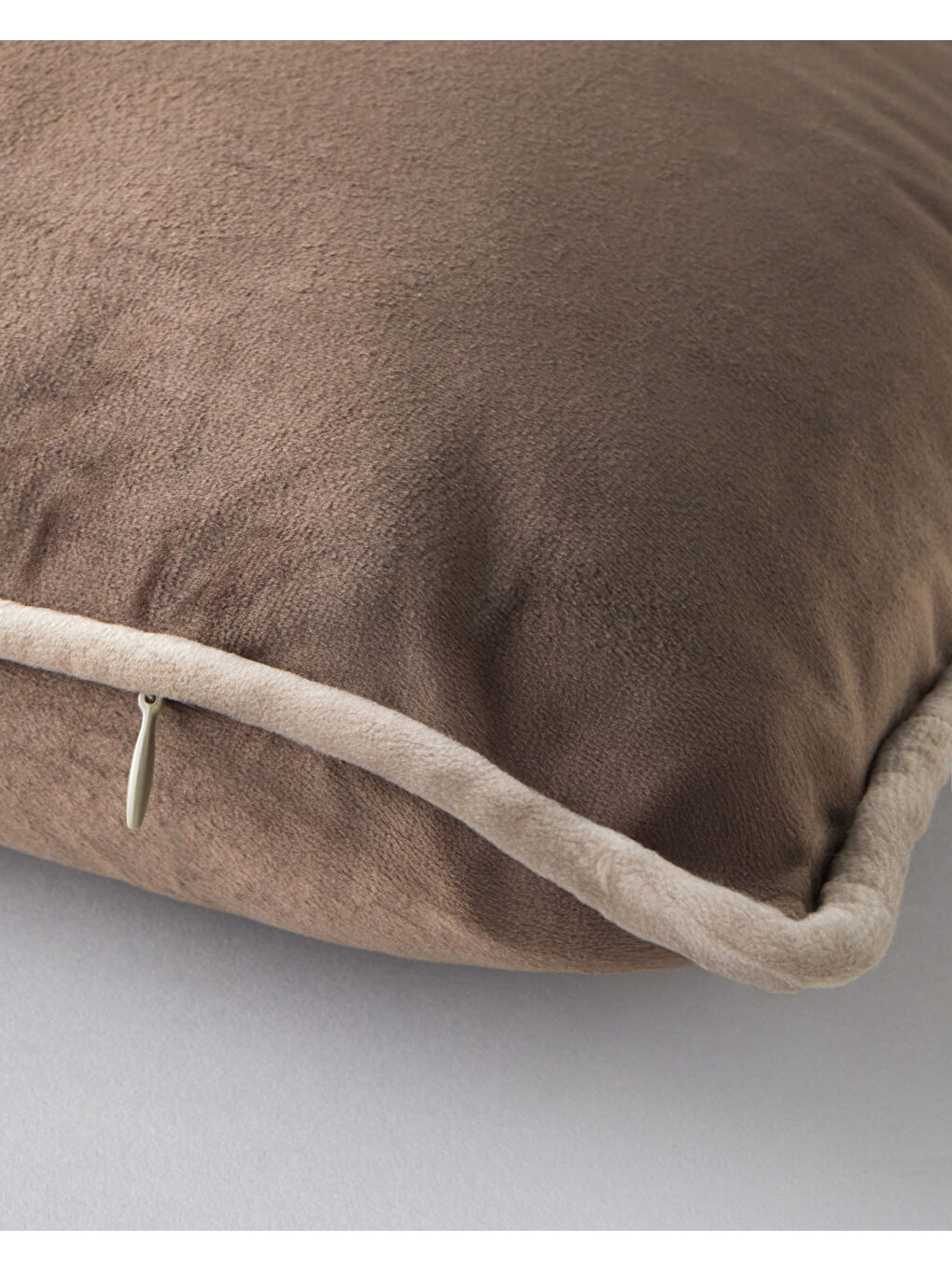 Kahverengi Mocha Dekoratif Kırlent 45x45 cm Acı Kahve-1