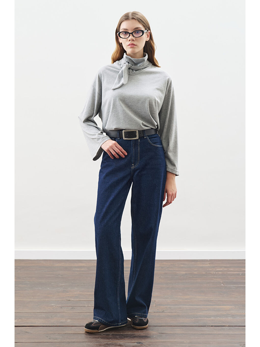 Yüksek Yaka Bağlamalı Bluz Gri Melanj-2