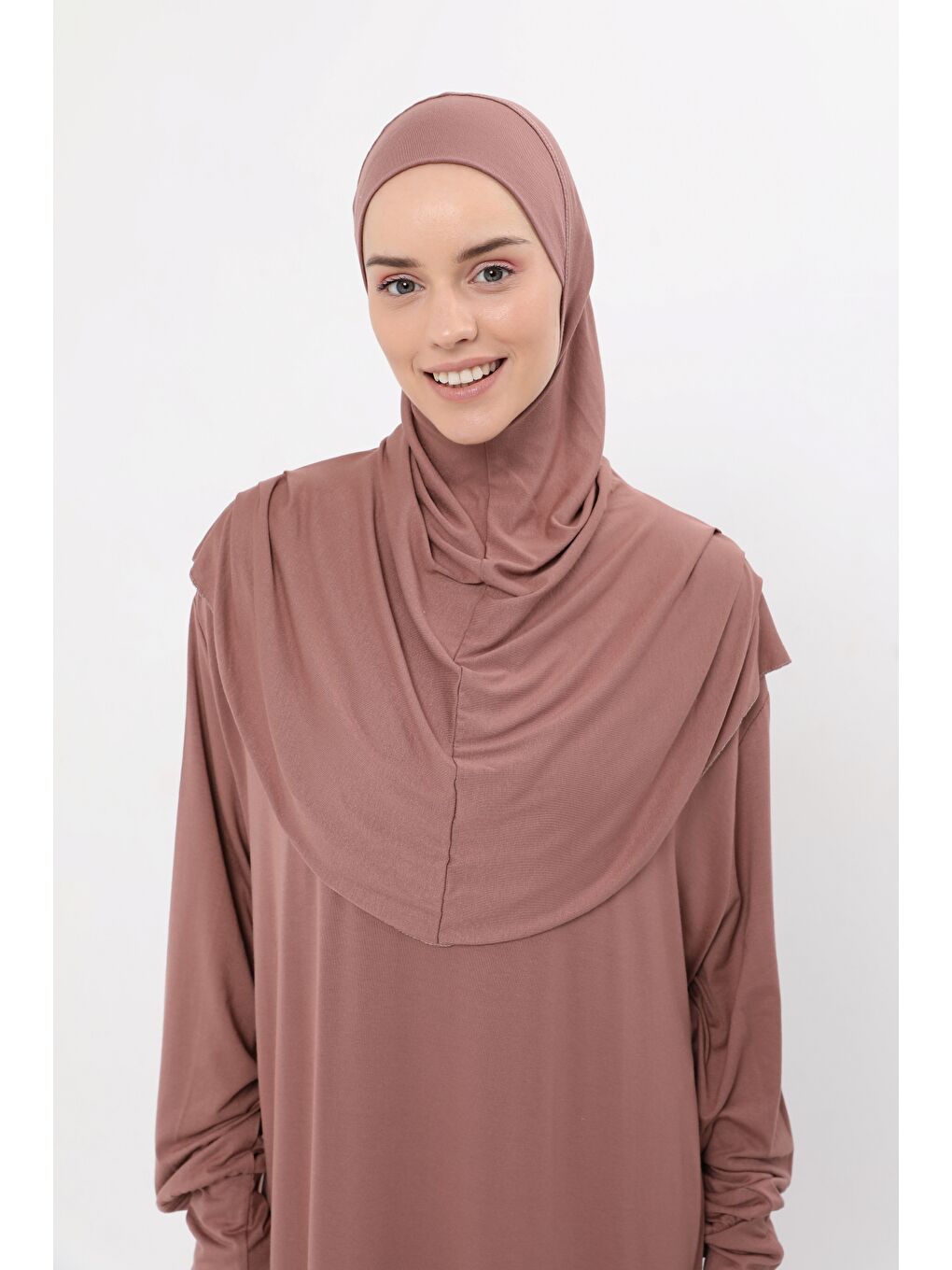 Kahverengi Tek Parça Pamuklu Yarasa Kollu Tak Çıkar Başörtülü Organik Terletmez  Elbise