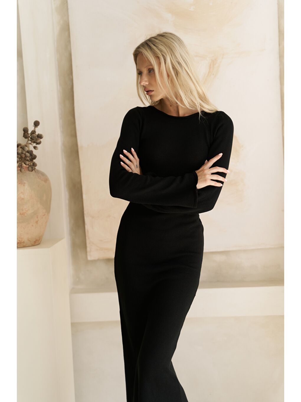 Nadias Pencere Detay Siyah Triko Uzun Elbise-3