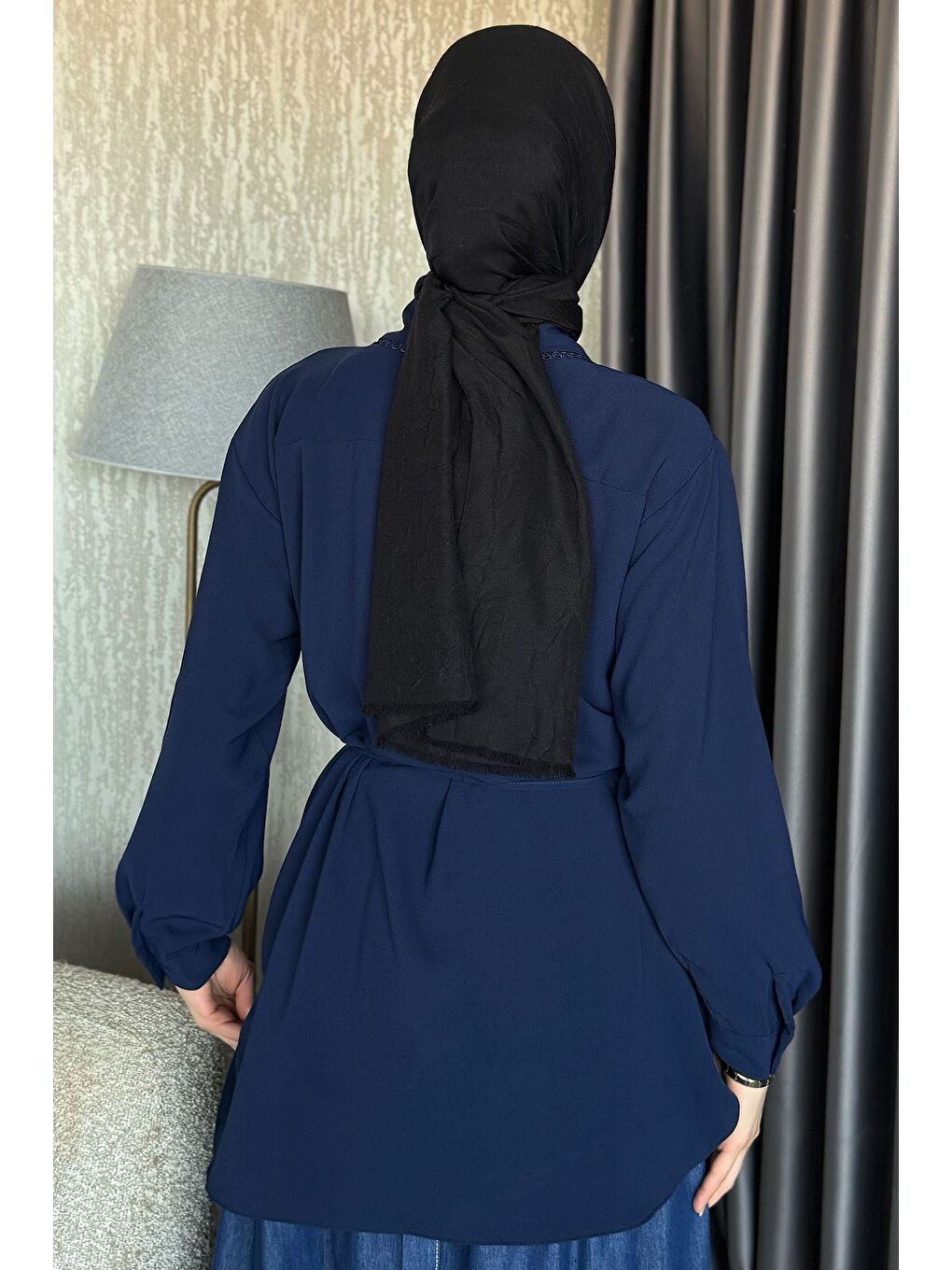 Lacivert Fistolu Bel Bağlama Detaylı Tesettür Gömlek-6