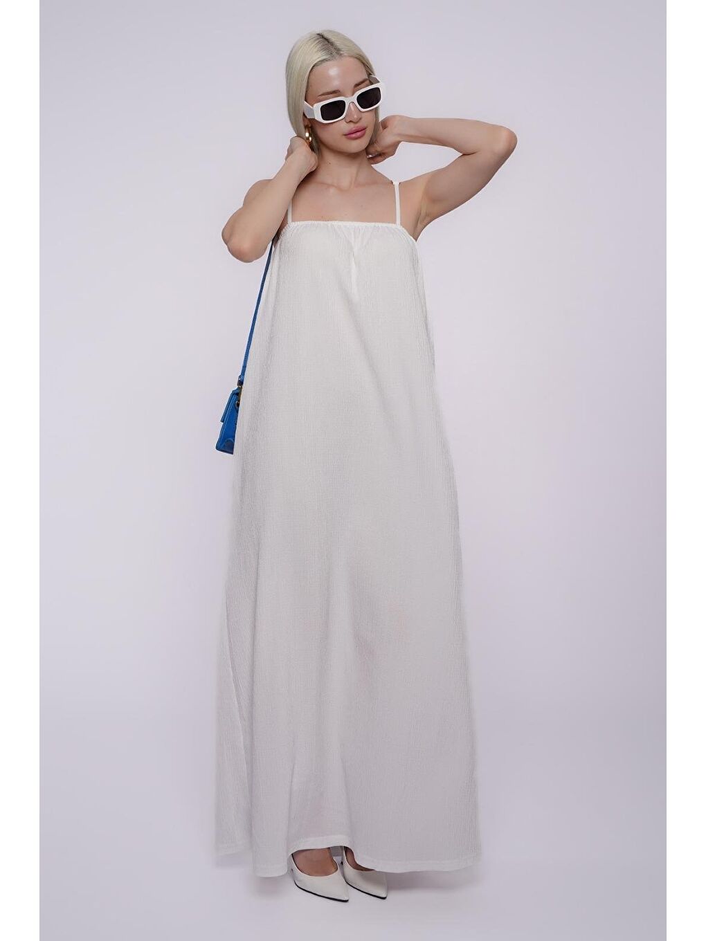 Beyaz Askılı Uzun Salaş Bürümcük Elbise Mg1720-2