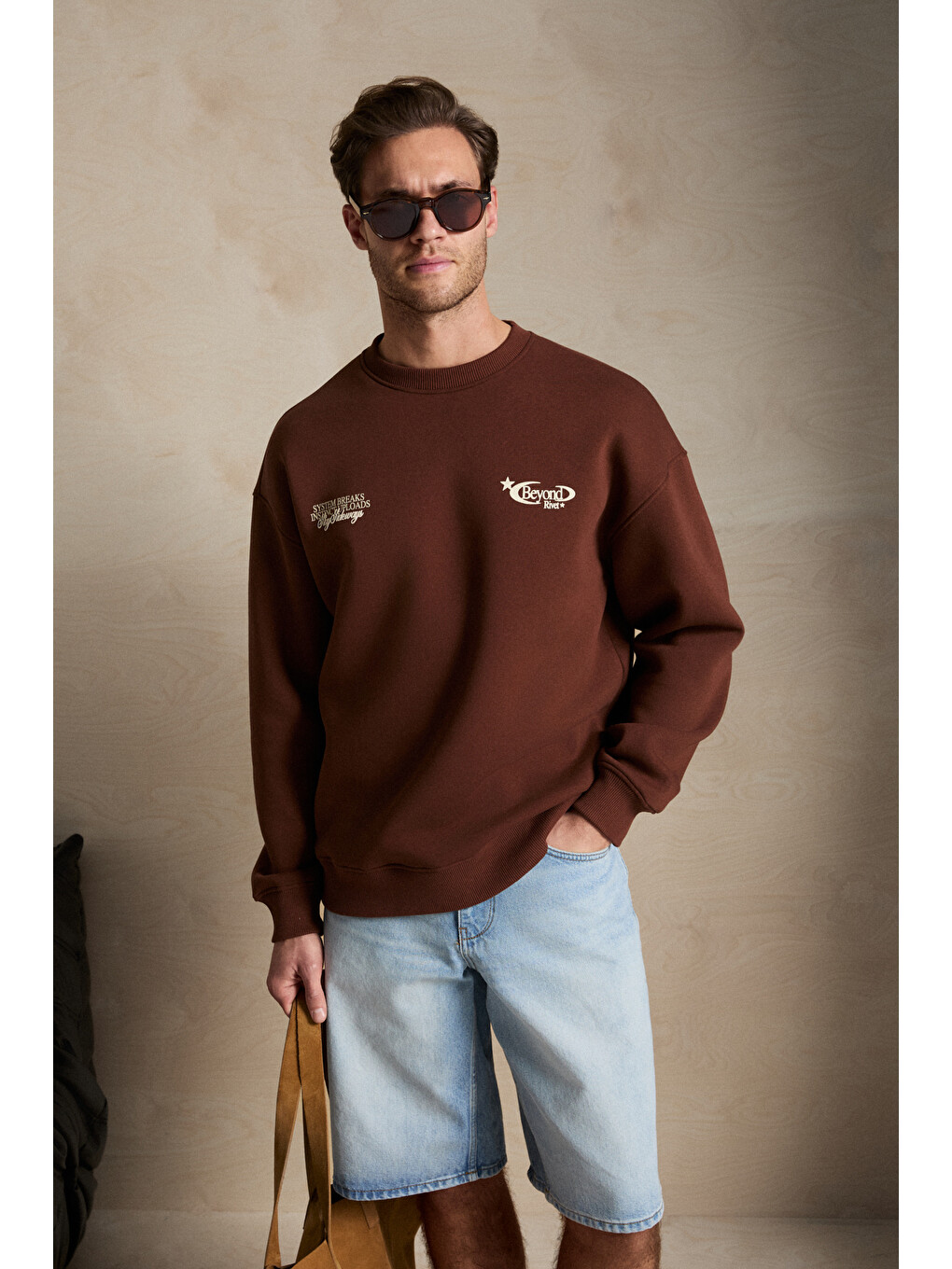 Rıvet Erkek Organik Pamuklu İçi Polarlı Baskılı Bisiklet Yaka Regular Kahverengi Sweatshirt-3