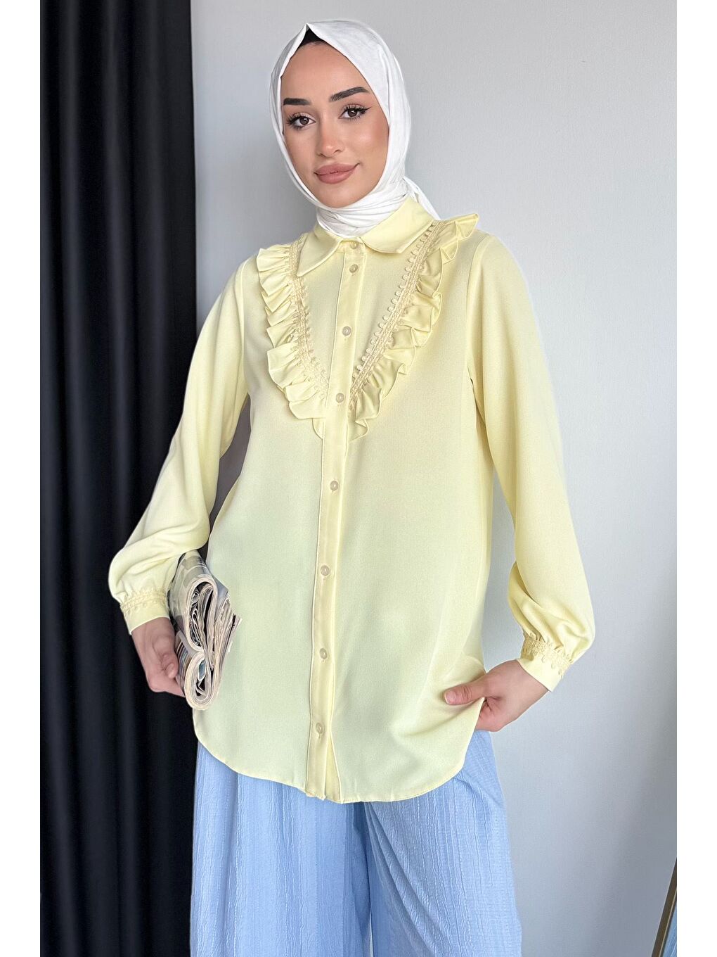 Sarı Güpür Detaylı Fırfırlı Tesettür Gömlek-2