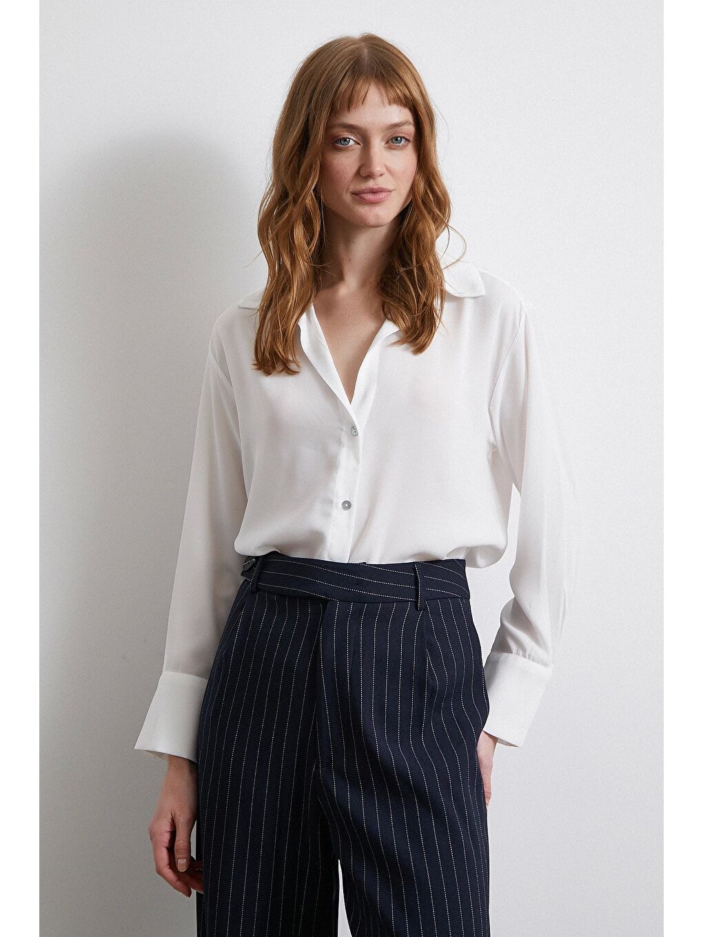 V Yaka Saten Gömlek Ekru-3