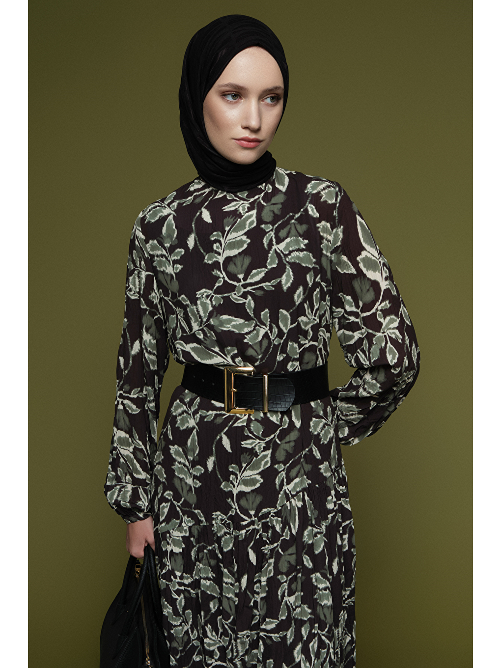 Çiçek Desenli Kırışık Görünümlü Elbise Yeşil-2